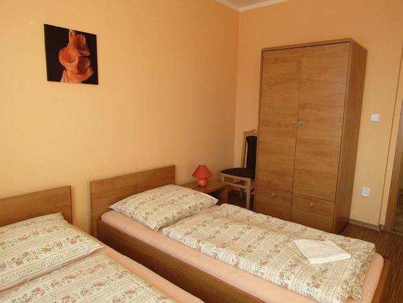 apartm&aacute;n DVA druh&aacute; ložnice