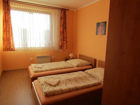 apartm&aacute;n DVA druh&aacute; ložnice